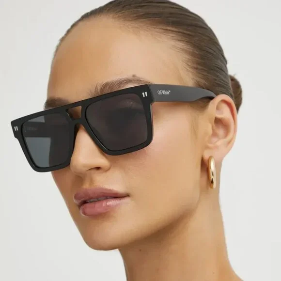 Off-White Women Sunglasses Black Grey Square OERI133 SPRINGFIELD 100 BRAND NEW Off-White OERI133 SPRINGFIELD 1307 Black/Dark Grey 56-17-145  main image 3